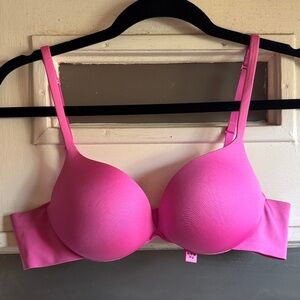 SKIMS Ultimate Push Up Bra 36A